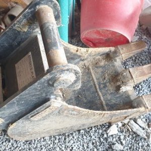 foto 1.1t/71-110cm minibagger +bohre Bobcat E10Z mikro ketten